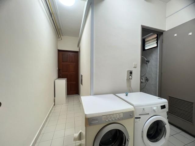 Condominium for Rent: Geylang, D14, 389754