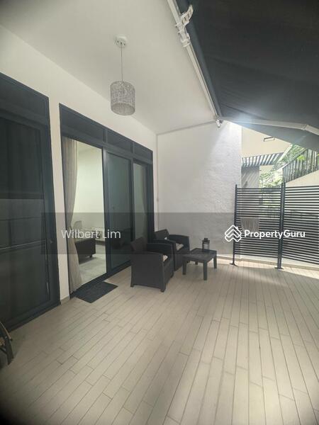 Prop-GPT: Apartment: D09 Cairnhill WaterScape @ Cavenagh