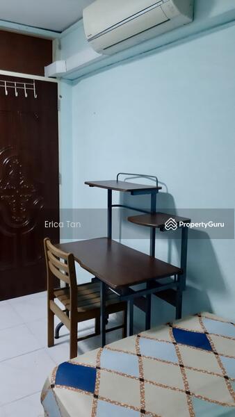 102 Jurong East Street 13