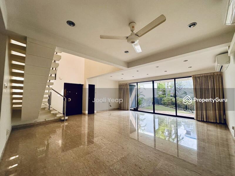 Prop-GPT: Condominium: D16 Bayshore Rich East Garden