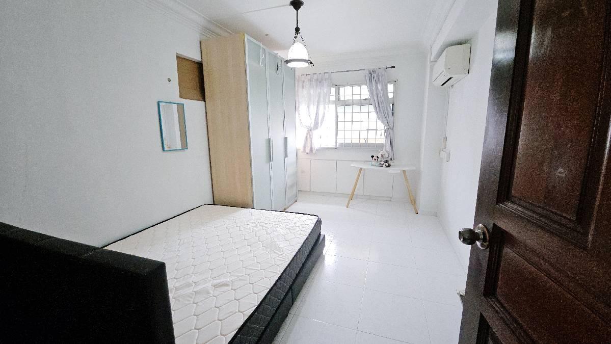 Prop-GPT: HDB Apartment: D14  669 Jalan Damai