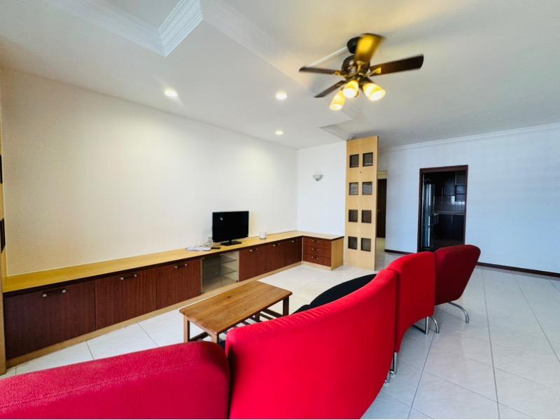 Prop-GPT: HDB Apartment: D23 Choa Chu Kang 282 Choa Chu Kang Avenue 3