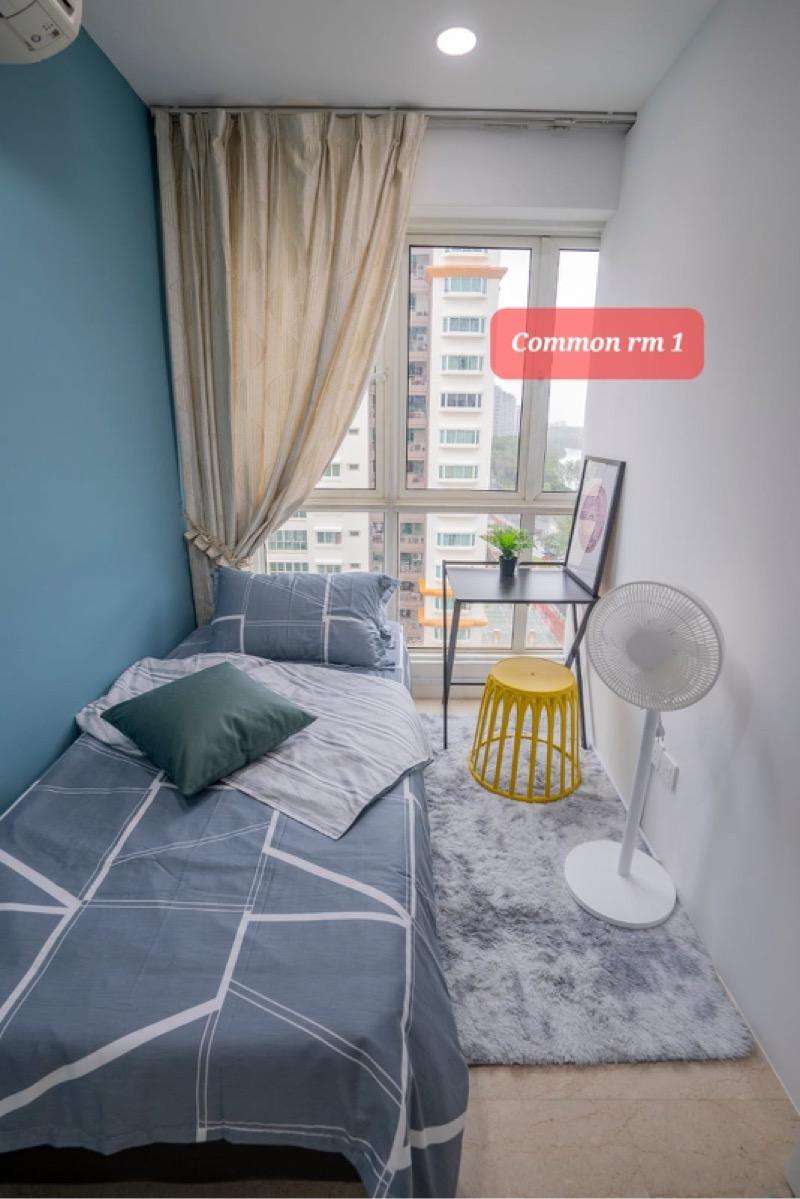 Evergreen Park Apartment Room Rental, $1,599, 1 Bed 1 Bath 200 sqft $8.00 psf