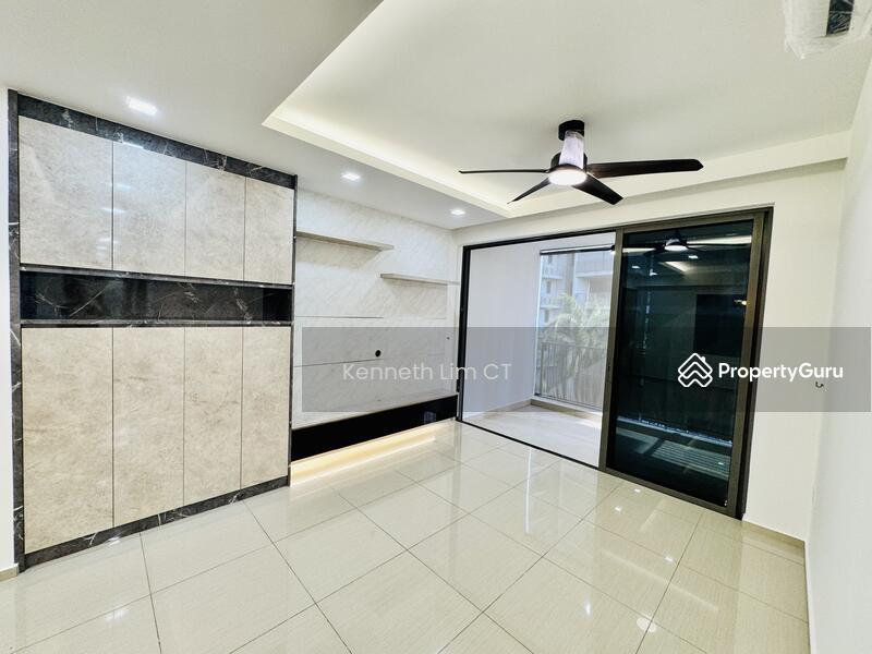 Prop-GPT: Executive Condominium: D27  Parc Life