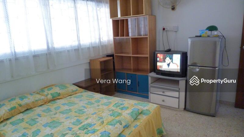 Prop-GPT: HDB Flat: D18 Tampines 818 Tampines Street 81