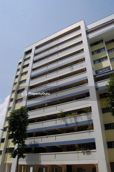 818 Tampines Street 81