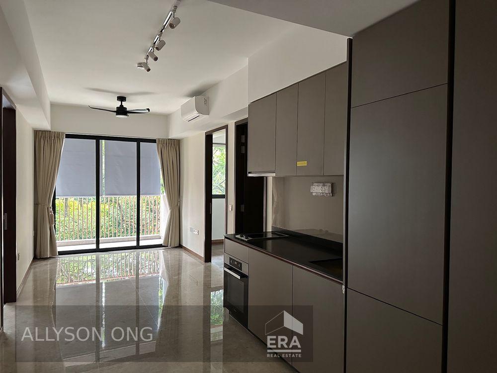 Prop-GPT: Condominium: D10 Holland Royalgreen
