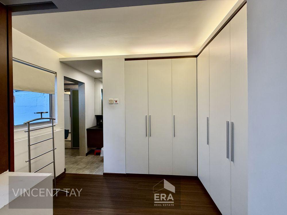 HDB - 2 room for Rent: Marine Drive, Marine Parade, D15, 440061