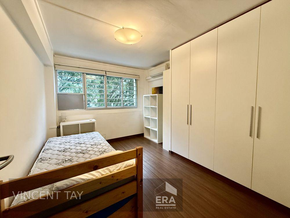 HDB - 2 room for Rent: Marine Drive, Marine Parade, D15, 440061