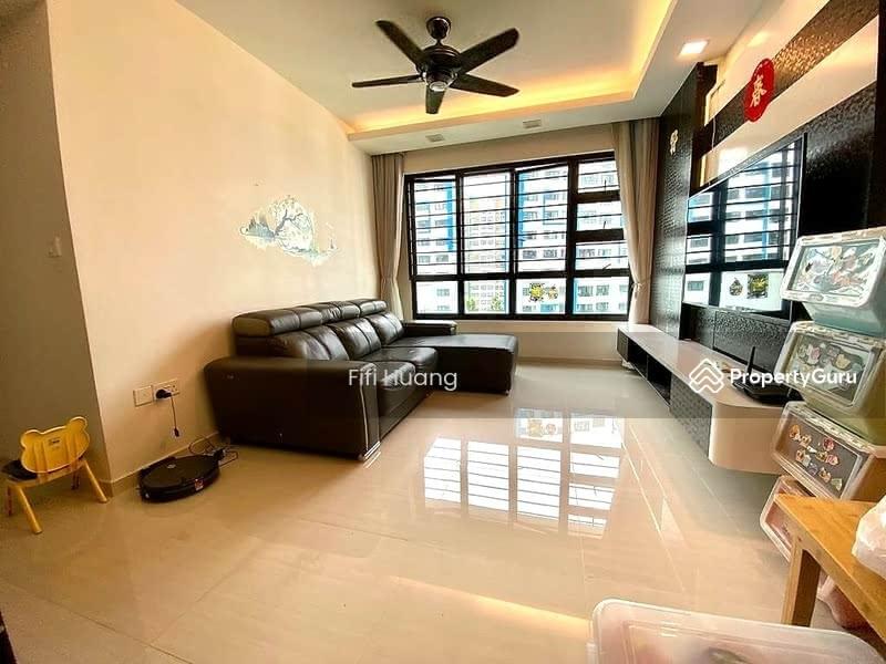 Prop-GPT: HDB Flat: D27 Yishun 333A Yishun Riverwalk