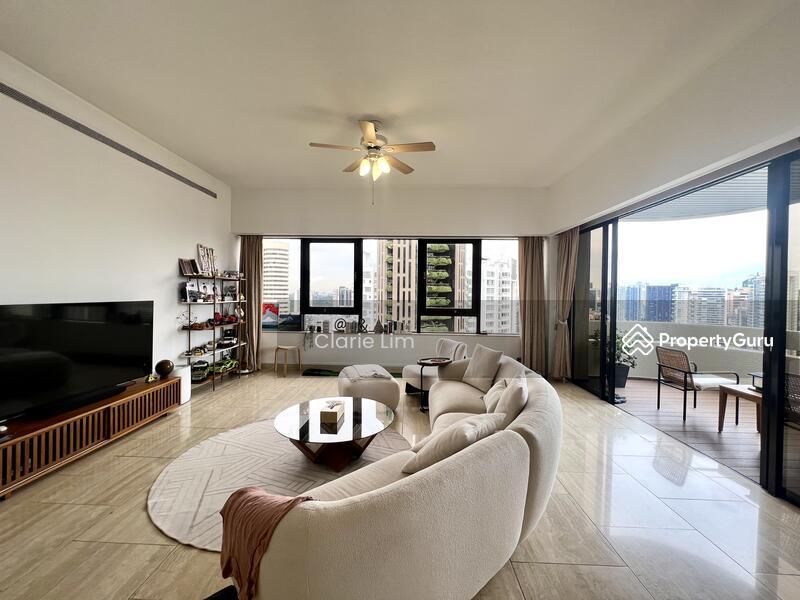 Prop-GPT: Condominium: D09 Cairnhill The Claymore