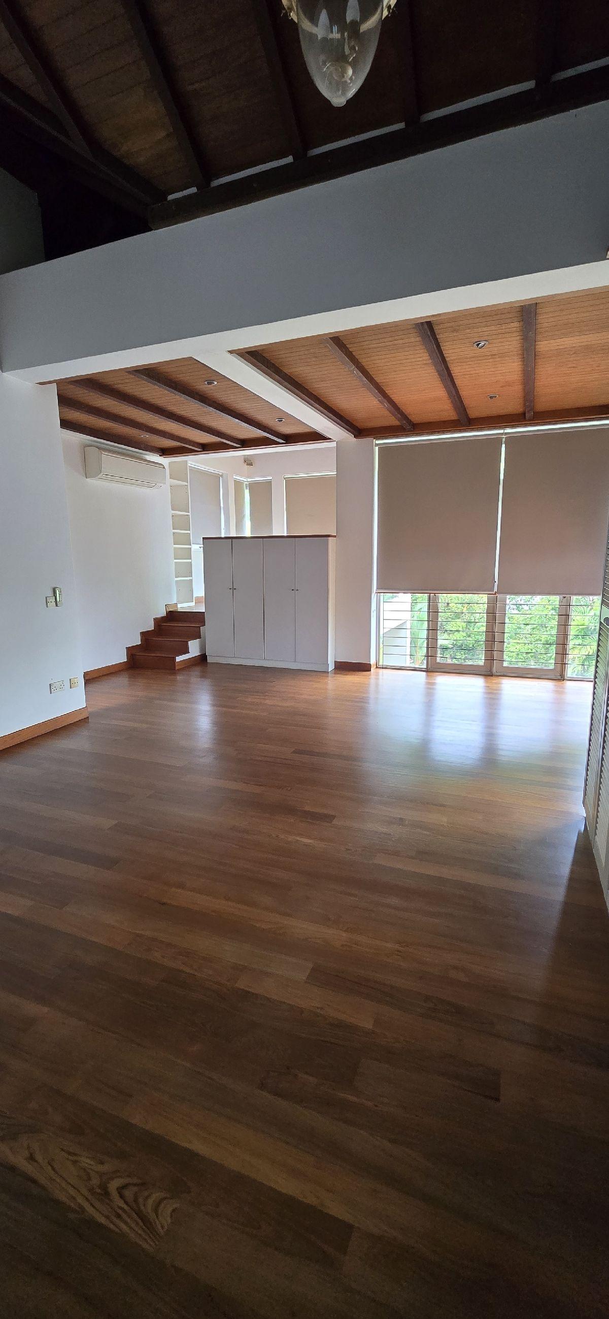 Super CHEAP bungalow to rent at  sunset place  Detached House For Rent, $20,000, 5 Bed 5 Bath 10,000 sqft $2.57 psf