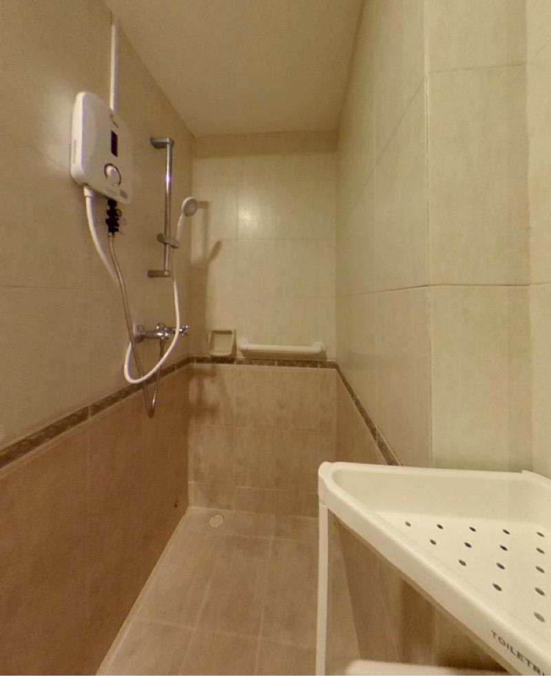 Condominium for Rent: Simei, D18, 529893
