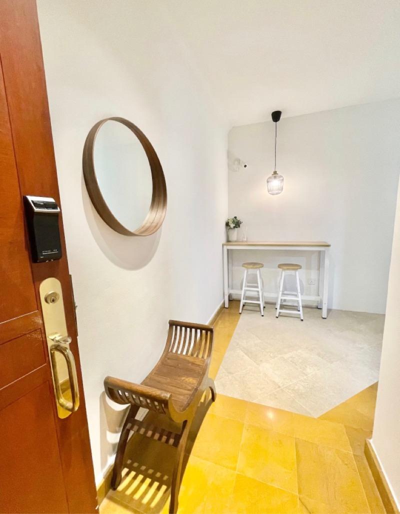 Emerald Garden Condominium Room Rental, $1,750, 1 Bed 1 Bath 200 sqft $8.75 psf