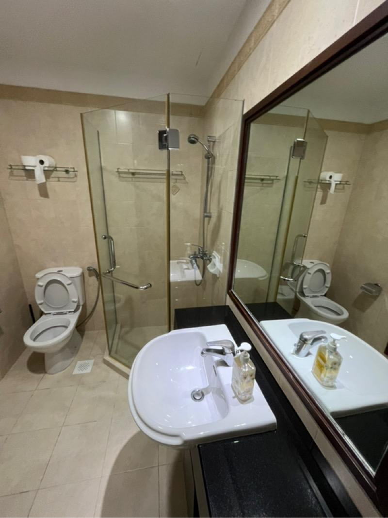 Condominium for Rent: Cairnhill, D09, 228153