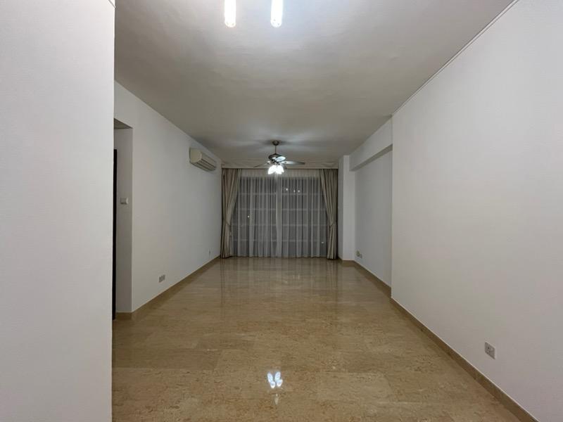 Condominium for Rent: Cairnhill, D09, 228153