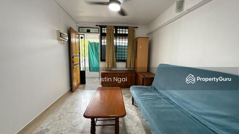 Prop-GPT: HDB Flat: D12 Toa Payoh 195 Golden Clover