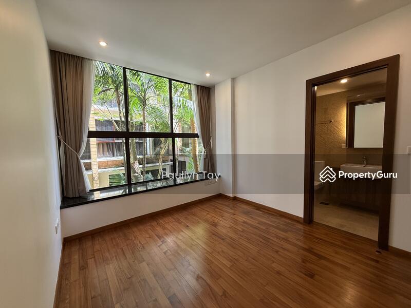 Condominium - Cluster House for Rent: Holland, D10, 275764