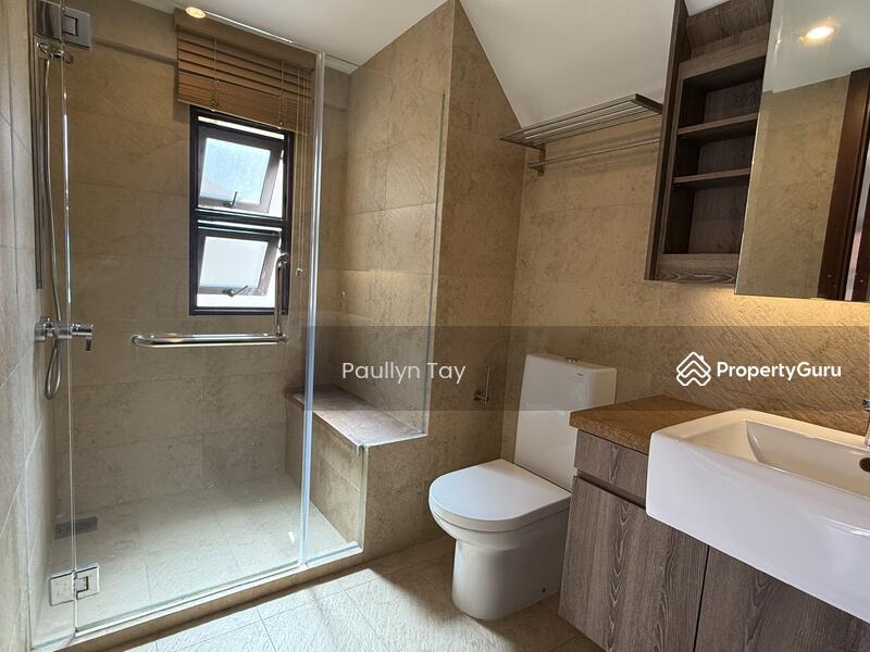 Condominium - Cluster House for Rent: Holland, D10, 275764