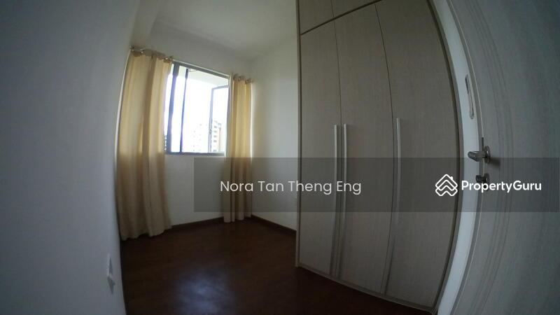 Condominium for Rent: Pasir Ris, D18, 518157