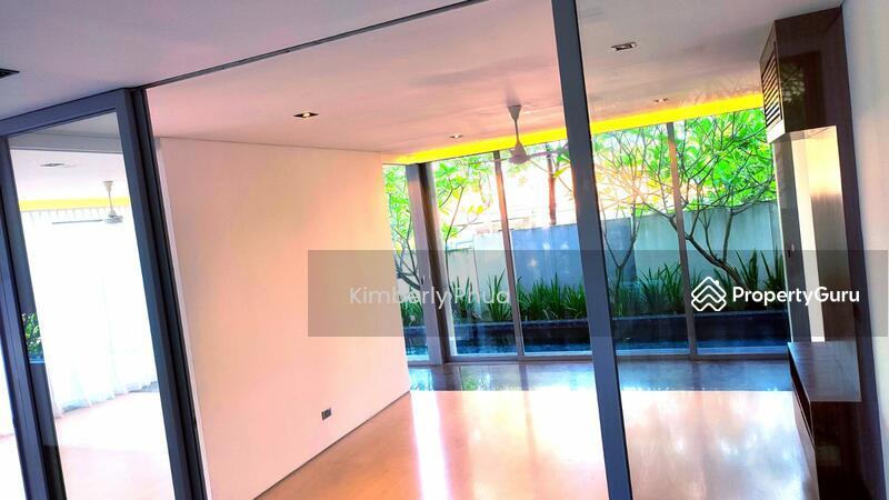 22 Holland Grove Drive