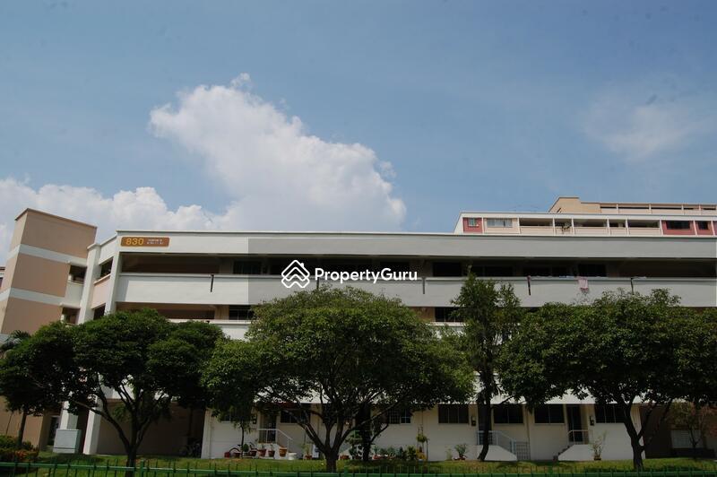 830 Tampines Street 82