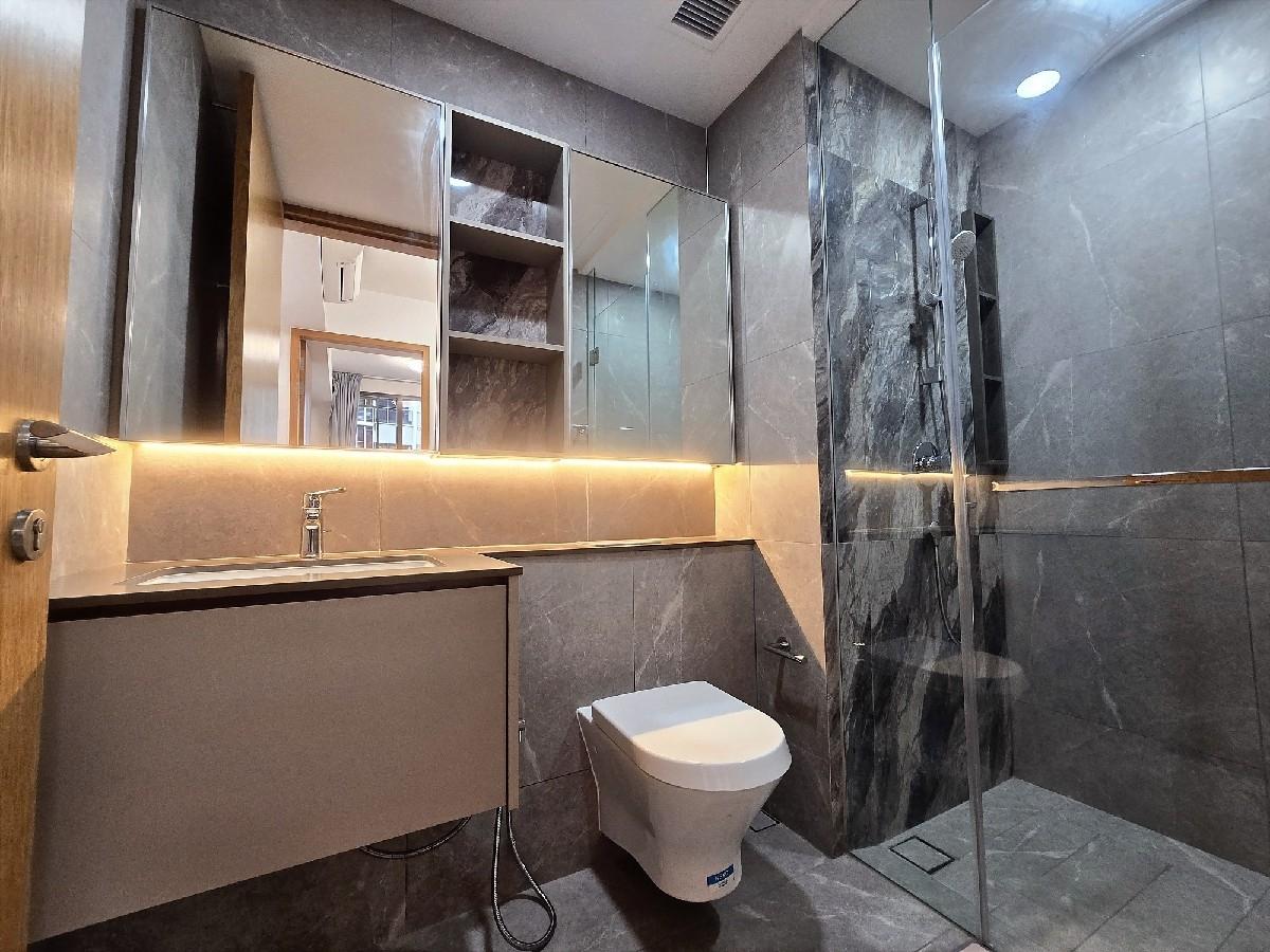 Penrose Condominium For Rent, $3,680, 2 Bed 2 Bath 797 sqft $4.62 psf