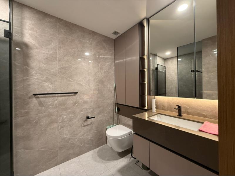Condominium for Rent: Cairnhill, D09, 228599