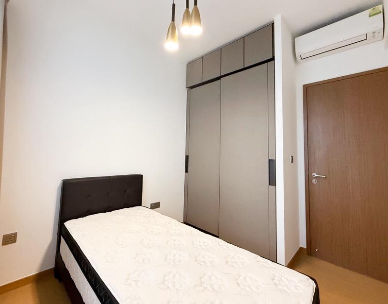 Condominium for Rent: Cairnhill, D09, 228599