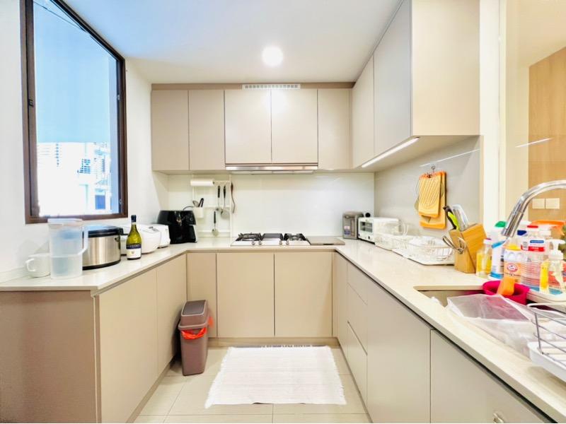Seaside Residences Apartment For Rent, $9,500, 4 Bed 4 Bath 1,485 sqft $6.40 psf