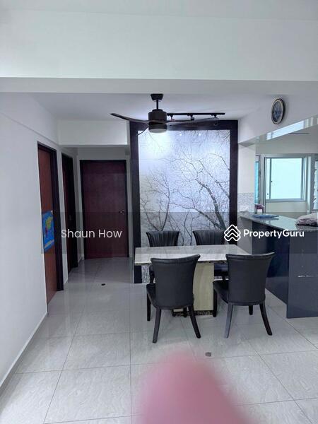 Prop-GPT: HDB Flat: D27 Sembawang 366A Sembawang Crescent