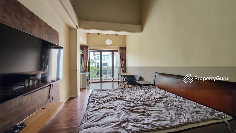 Spacious Modern Terrace @ Sennett Terrace