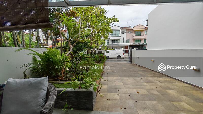 Spacious Modern Terrace @ Sennett Terrace