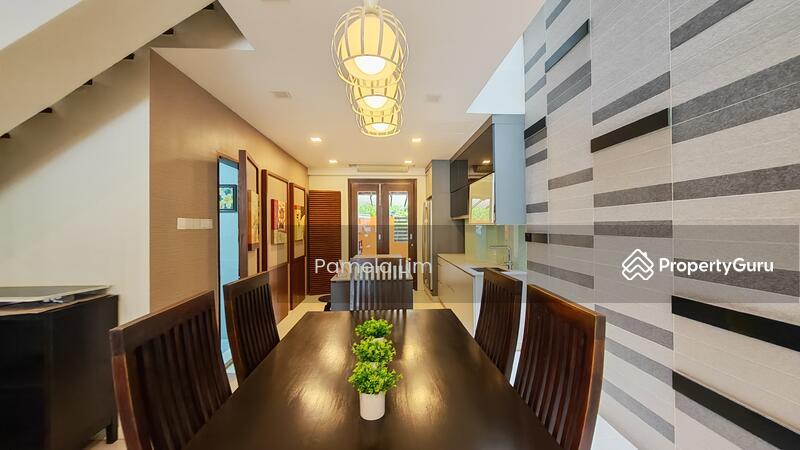 Spacious Modern Terrace @ Sennett Terrace