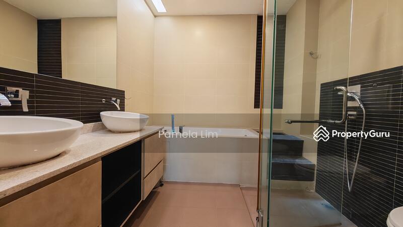 Spacious Modern Terrace @ Sennett Terrace