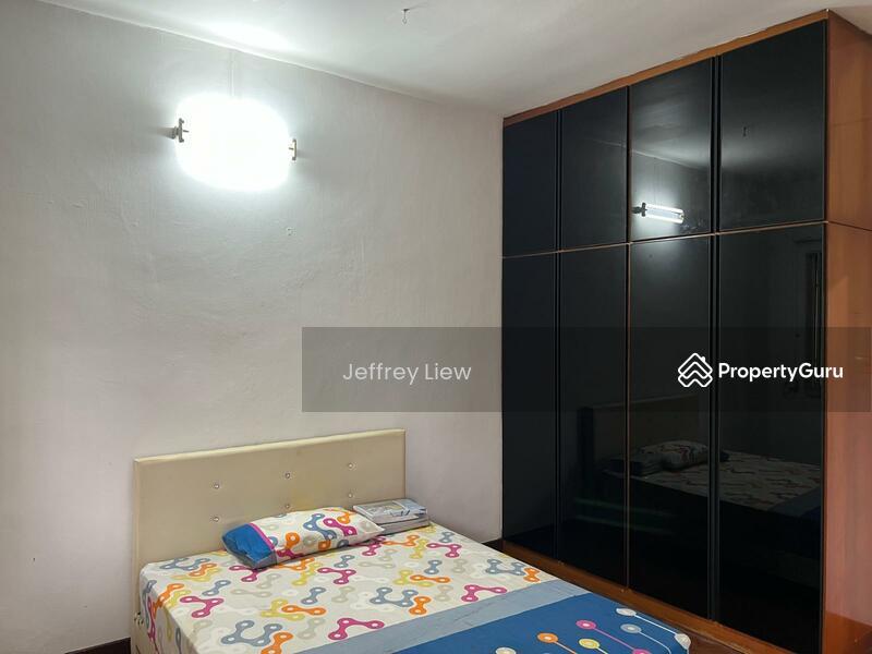 Semi-Detached for Rent: D21, 599277