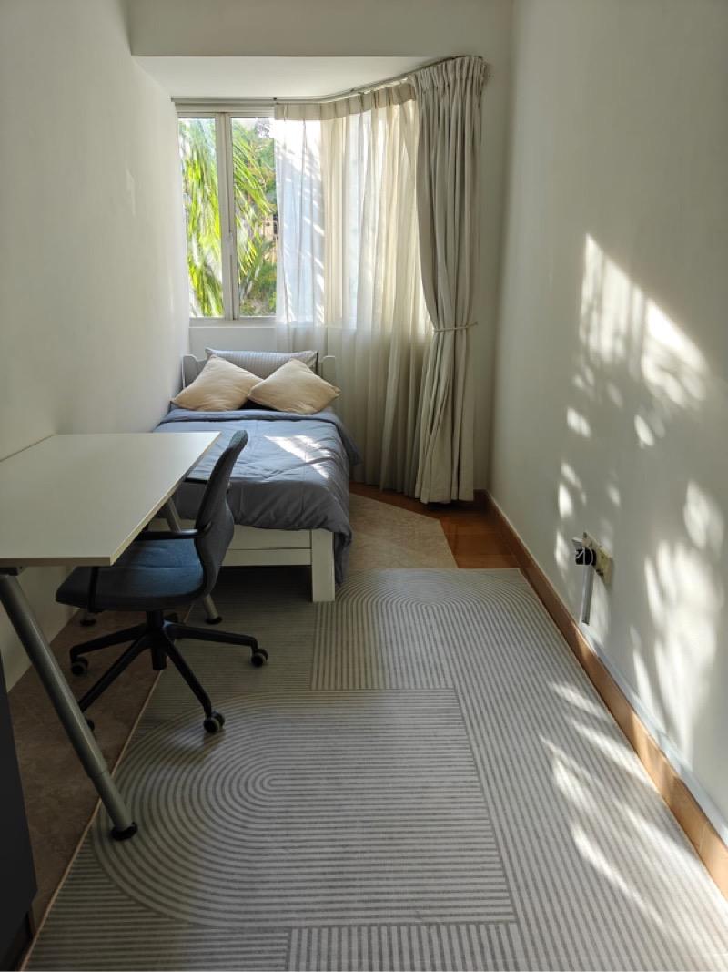 Emerald Garden Condominium Room Rental, $1,399, 1 Bed 1 Bath 150 sqft $9.33 psf