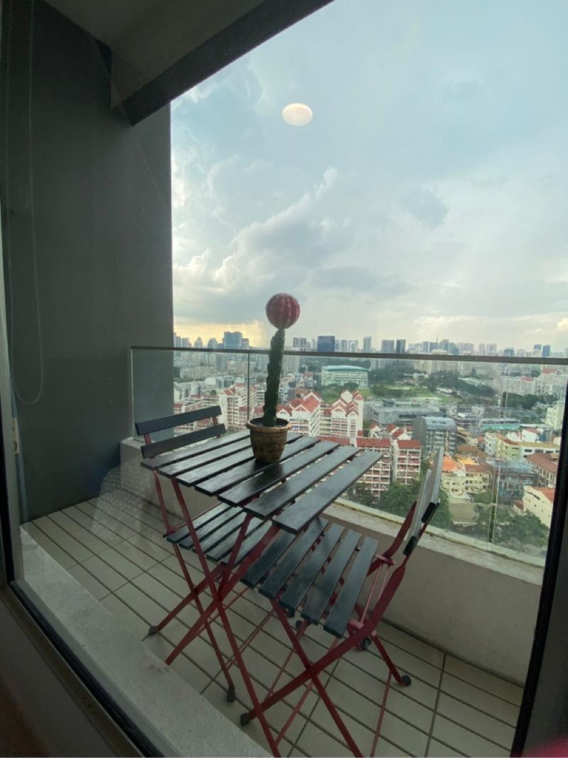 Kerrisdale Condominium Room Rental, $1,999, 1 Bed 1 Bath 250 sqft $8.00 psf