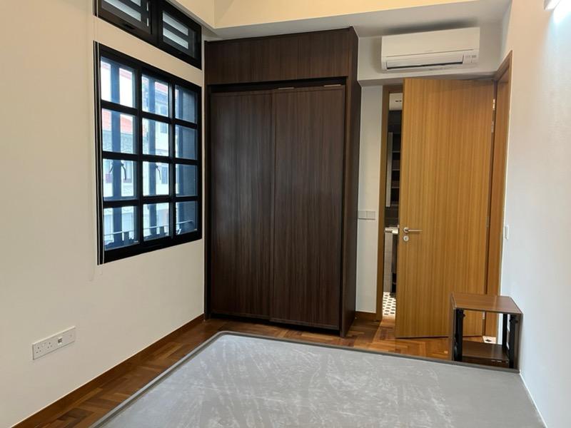 1953 Apartment Room Rental, $2,100, 1 Bed 1 Bath 200 sqft $10.50 psf