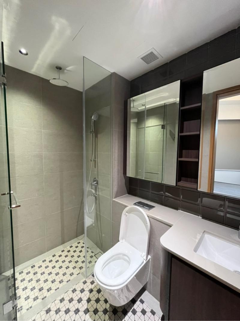 1953 Apartment Room Rental, $2,100, 1 Bed 1 Bath 200 sqft $10.50 psf