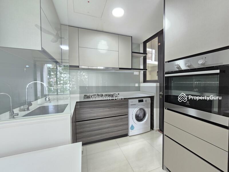 Condominium for Rent: Pasir Ris, D18, 518133