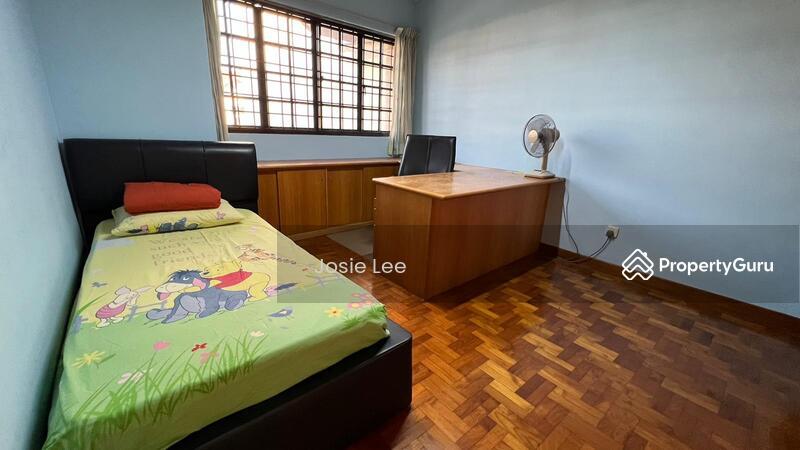 Prop-GPT: Terrace: D22  Yunnan Gardens