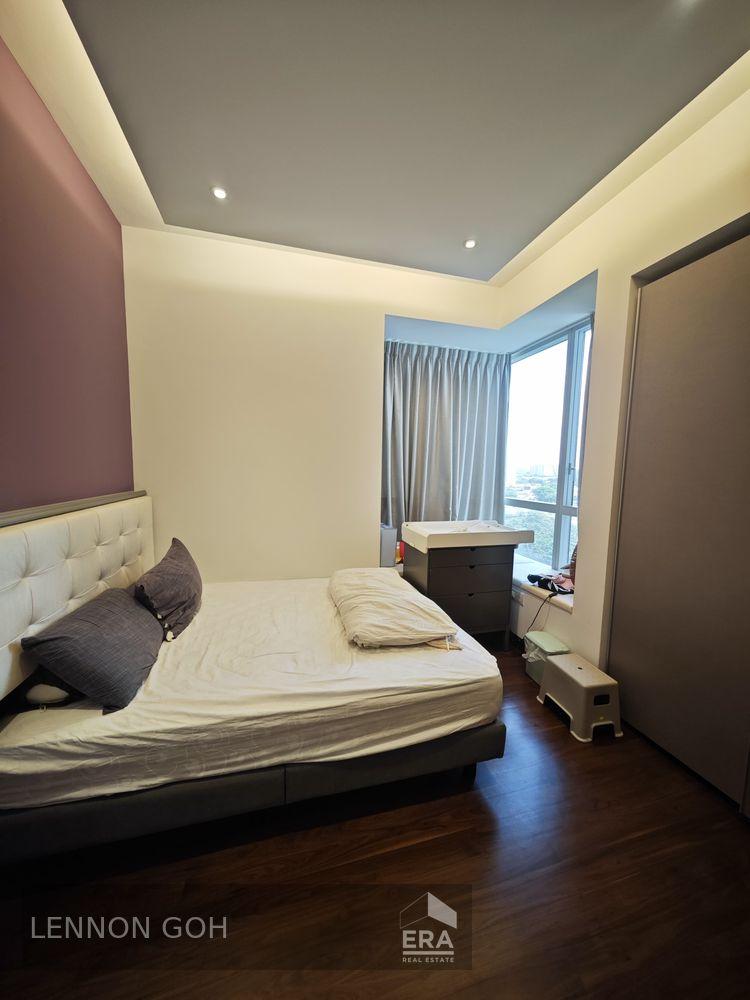 Renovated,private Lift, Landed Facing, Walk to Mrt