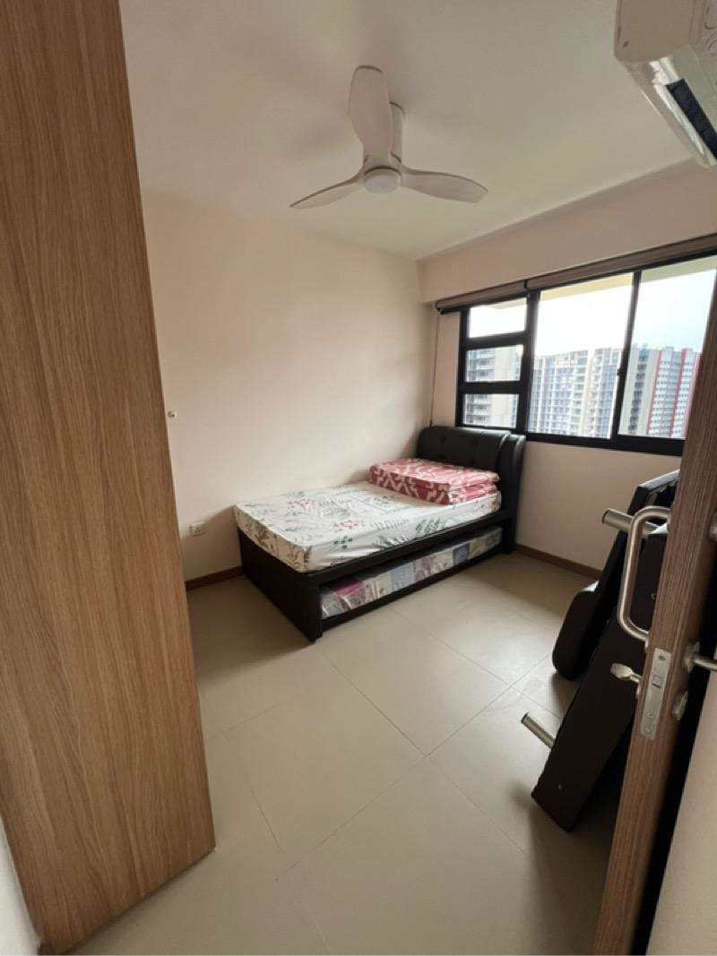 464B Bukit Batok West Avenue 8 HDB Apartment For Rent, $2,800, 1 Bed 1 Bath 516 sqft $5.43 psf