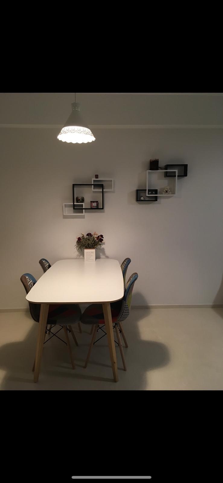Regent Residences Condominium Room Rental, $1,450, 1 Bed 1 Bath 90 sqft $16.11 psf