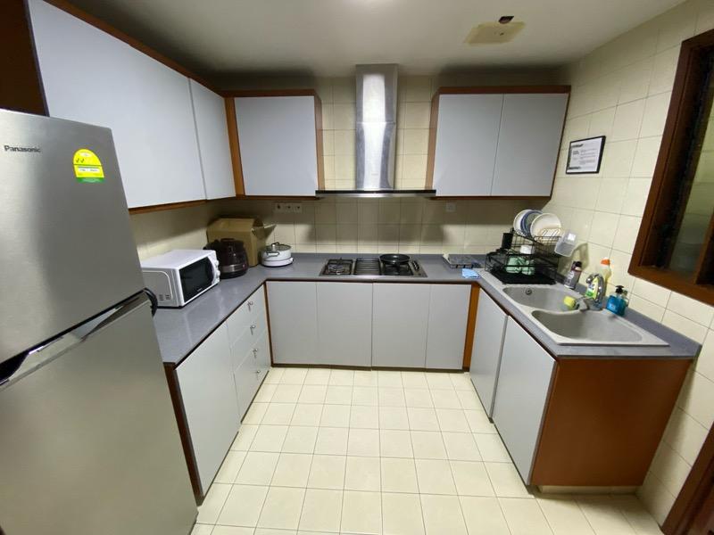 Carissa Park Condo Condominium Room Rental, $850, 1 Bed 1 Bath 120 sqft $7.08 psf