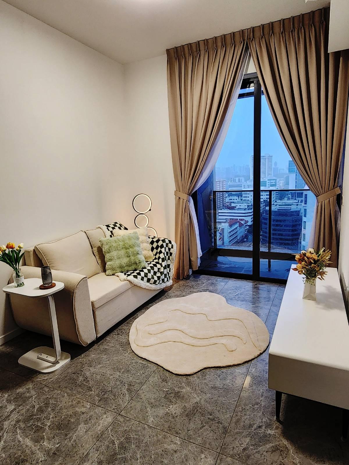 Prop-GPT: Condominium: D07 Middle Road The M Condo