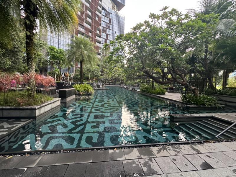 OUE Twin Peaks Condominium For Rent, $4,600, 1 Bed 1 Bath 571 sqft $8.06 psf