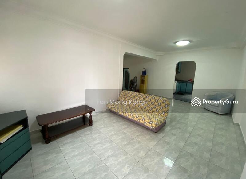 Prop-GPT: HDB Flat: D23 Choa Chu Kang 517 Choa Chu Kang Street 51