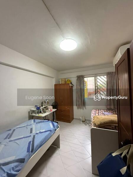 Prop-GPT: HDB Flat: D12  29 Jalan Bahagia